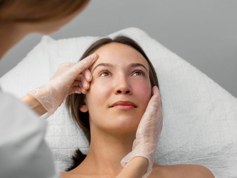 Apa nama treatment untuk mengencangkan wajah